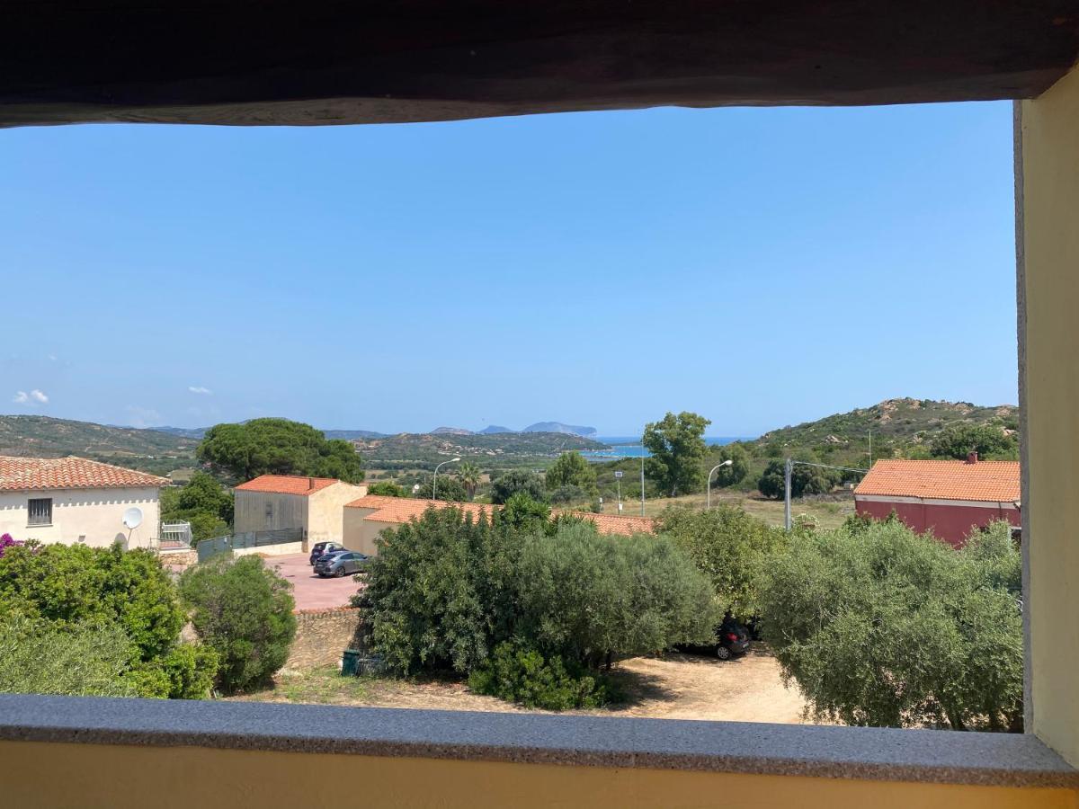 Case Vacanze Villa Rosita San Teodoro  Buitenkant foto