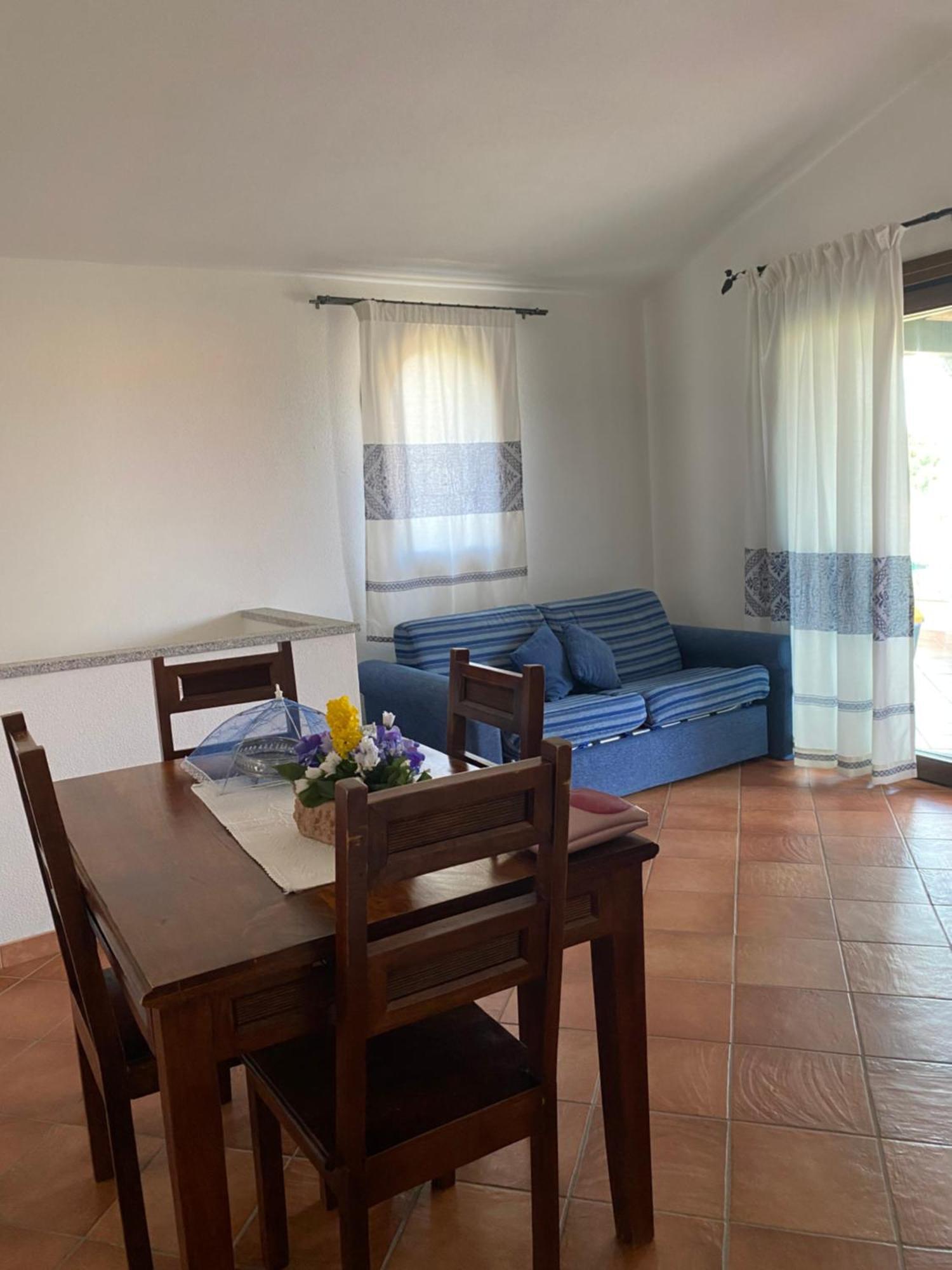 Case Vacanze Villa Rosita San Teodoro  Buitenkant foto