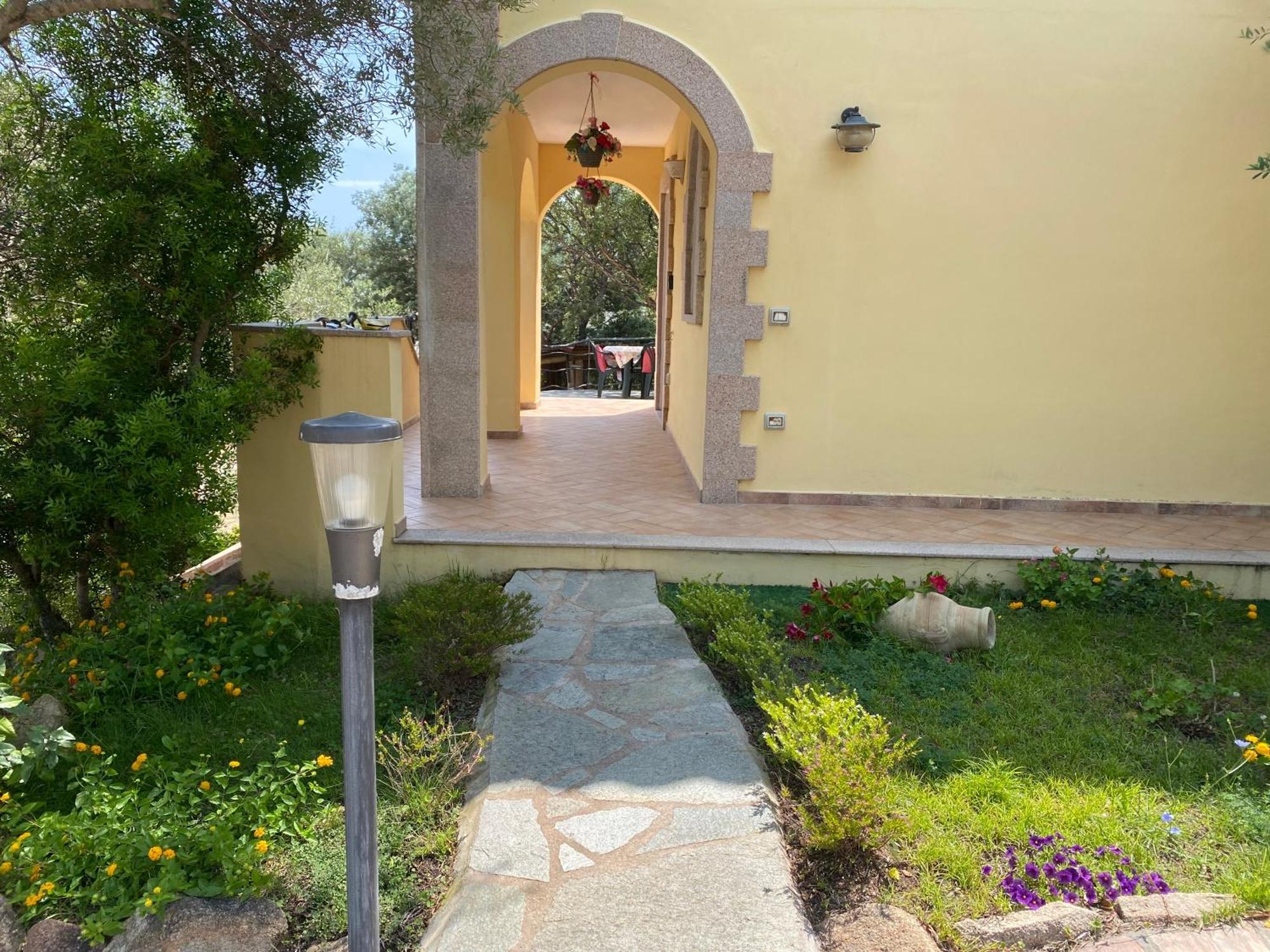 Case Vacanze Villa Rosita San Teodoro  Buitenkant foto